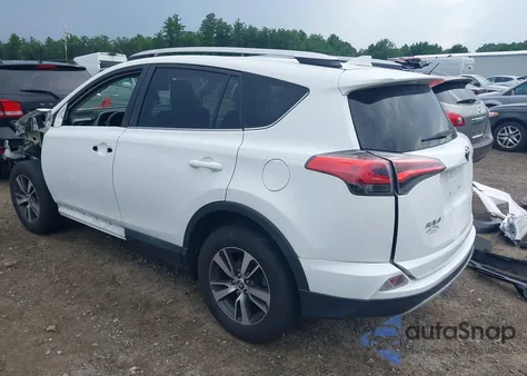 2016 Toyota Rav4 Xle z USA, uszkodzony, nr VIN 2T3RFREV1GW423223